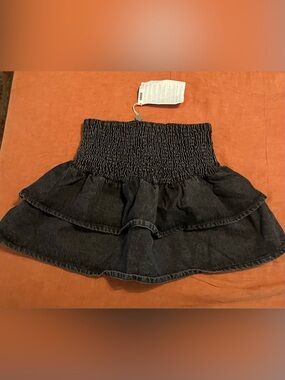 SER.O.YA Black Smocked Tiered Mini Skirt